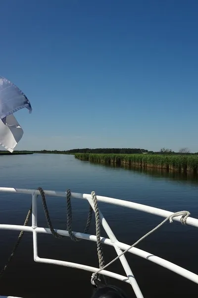 A complimentary boat ride from the Shangri-La, Abu Dhabi